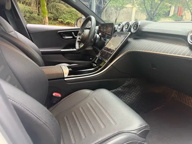 Mercedes-Benz C-Class — Фото автомобиля 4