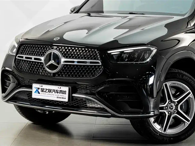 Mercedes-Benz GLE-Class — Фото автомобиля 2