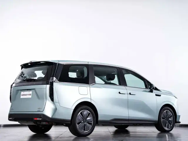 Maxus Dajia 7 — Фото автомобиля 6