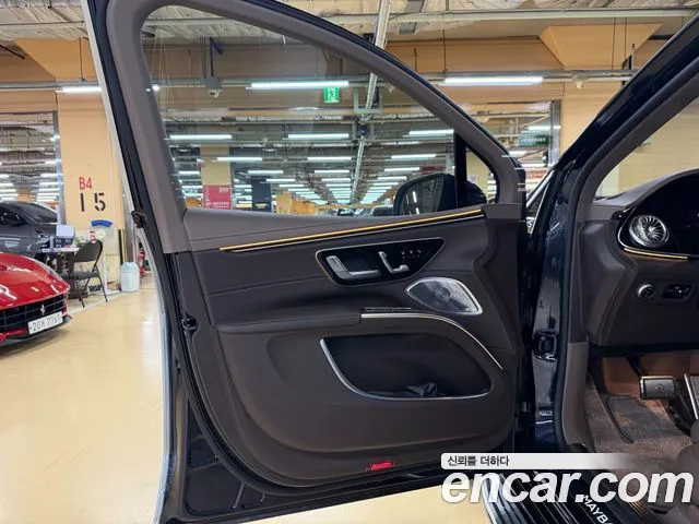 Mercedes-Benz EQS — Фото автомобиля 8