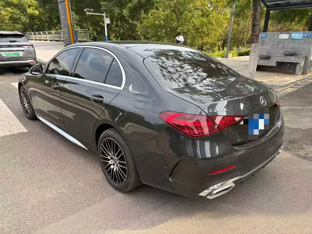 Mercedes-Benz C-Class — Фото автомобиля 3