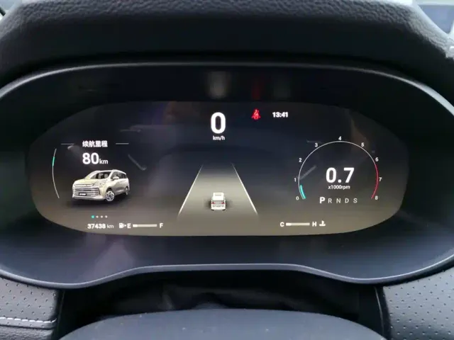 Maxus G50 — Фото автомобиля 14