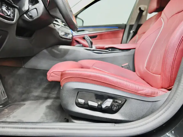 BMW 5 Series — Фото автомобиля 15