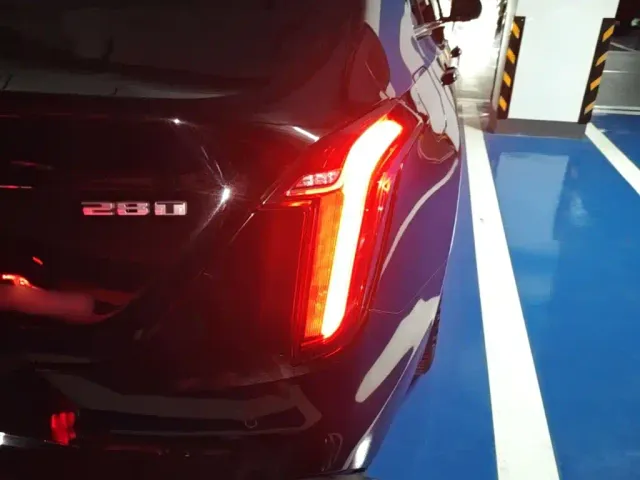 Cadillac CT4 — Фото автомобиля 7