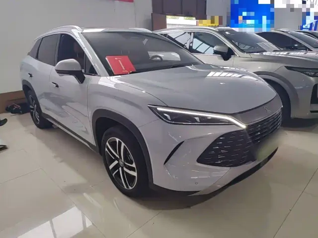 BYD Song L DM-i — Фото автомобиля 3