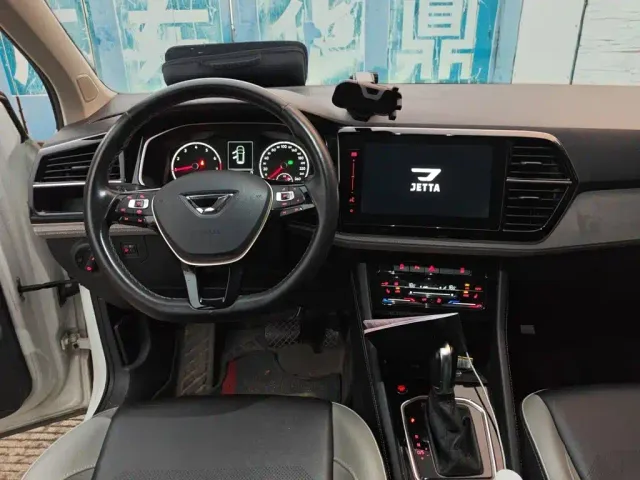 Jetta VS7 — Фото автомобиля 10