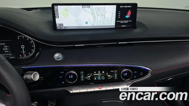 Genesis GV70 2.5T Бензин 2WD — Фото автомобиля 16