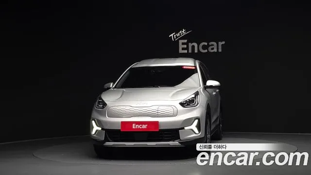 Kia Niro — Фото автомобиля 2