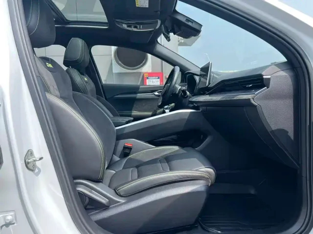 Geely Xingrui — Фото автомобиля 17