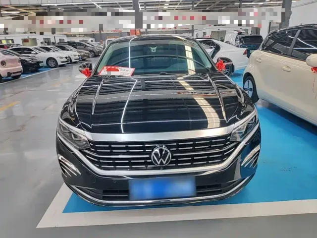 Volkswagen Passat — Фото автомобиля 2