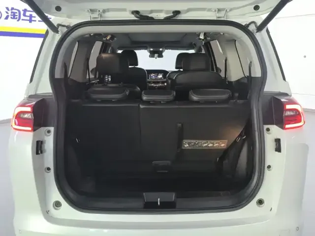 GAC Trumpchi M6 — Фото автомобиля 4