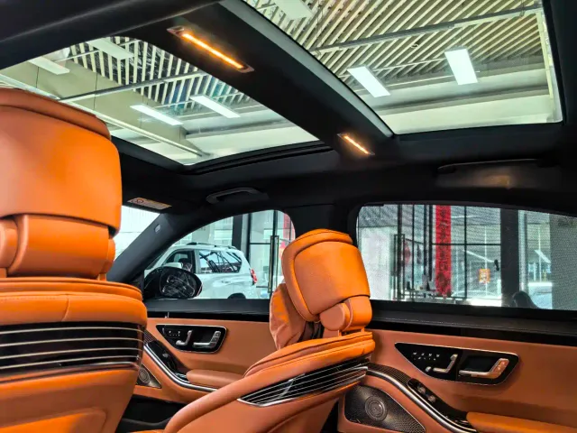 Mercedes-Benz S-Class — Фото автомобиля 10