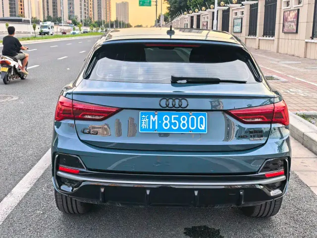 Audi Q3 Sportback — Фото автомобиля 5