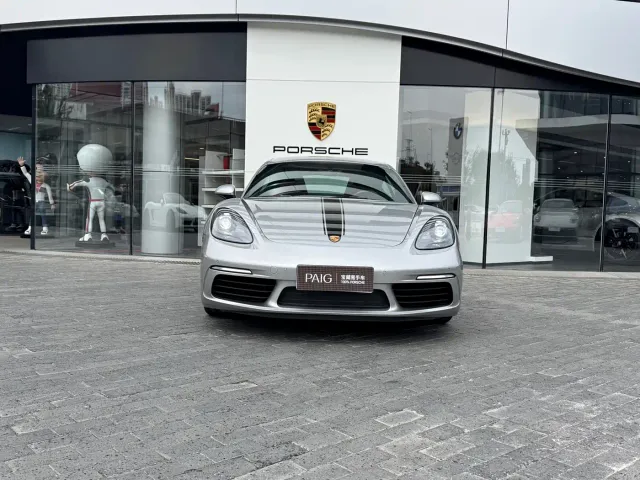 Porsche 718 — Фото автомобиля 2
