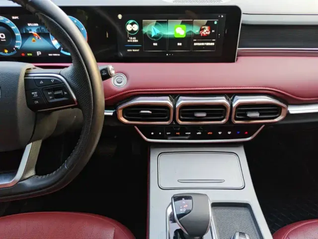Jetour X70 Plus — Фото автомобиля 12