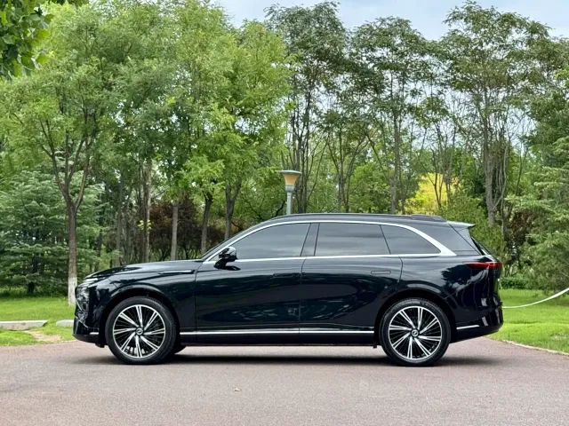 Xpeng G9 — Фото автомобиля 3