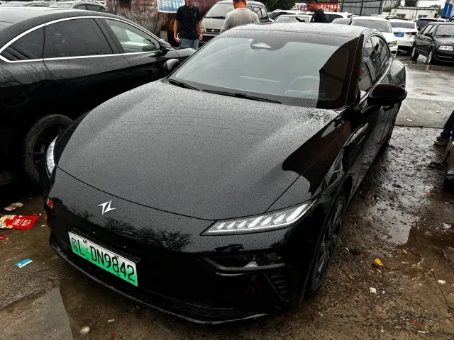 Dongfeng eπ 007 — Фото автомобиля 14