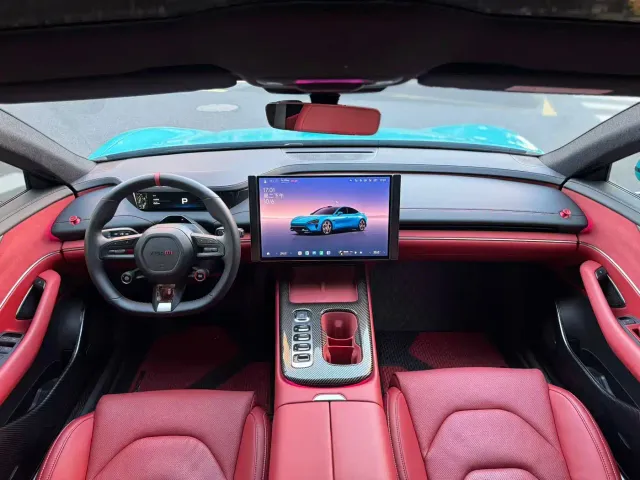 Xiaomi SU7 — Фото автомобиля 5
