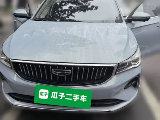 Geely Emgrand — Фото автомобиля 22