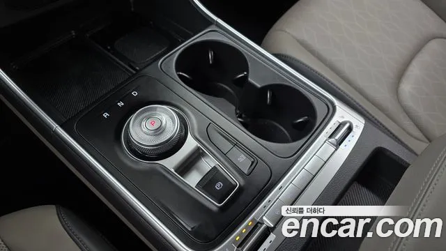 Kia Carnival — Фото автомобиля 12