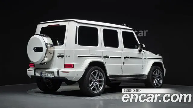 Mercedes-Benz G-Class — Фото автомобиля 2