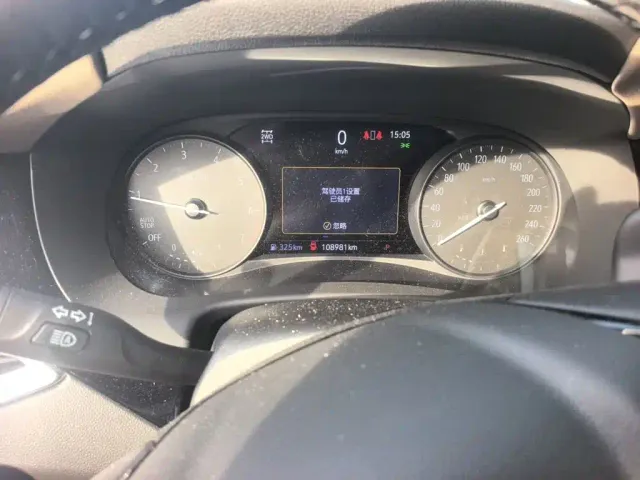 Buick Enclave — Фото автомобиля 8
