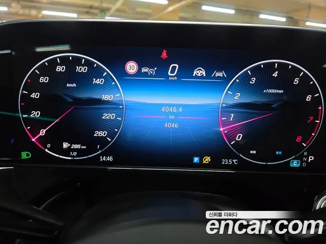 Mercedes-Benz E-Class E-класс W214 — Фото автомобиля 12