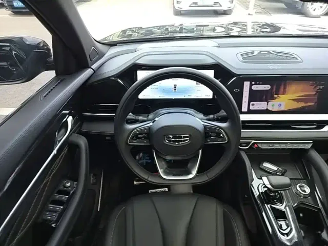Geely Xingyue L — Фото автомобиля 10