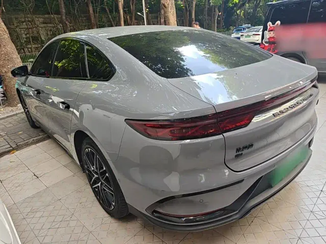 BYD Han — Фото автомобиля 4