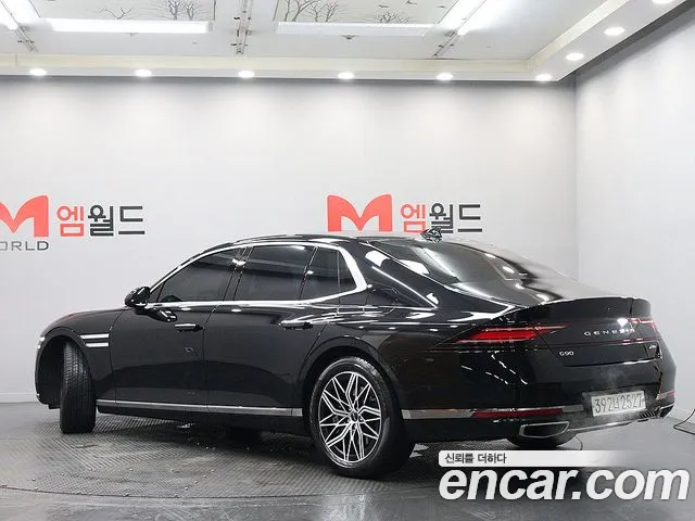 Genesis G90 Бензин 3.5 турбо AWD — Фото автомобиля 3