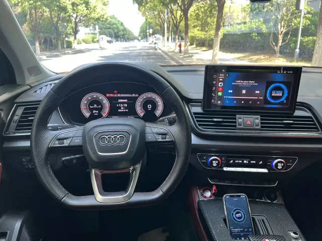 Audi Q5L — Фото автомобиля 11