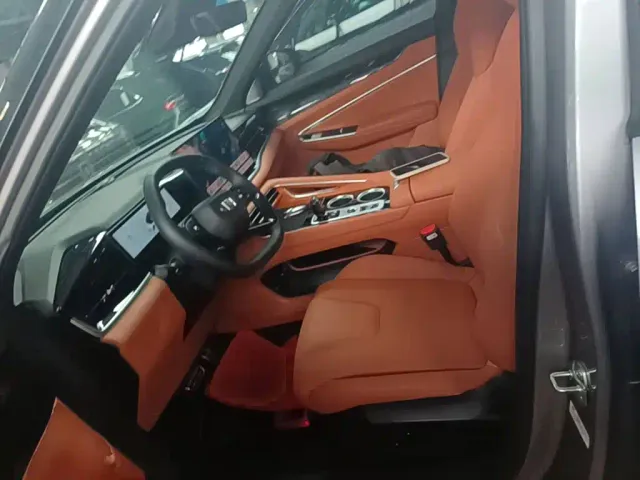 Geely Boyue — Фото автомобиля 14