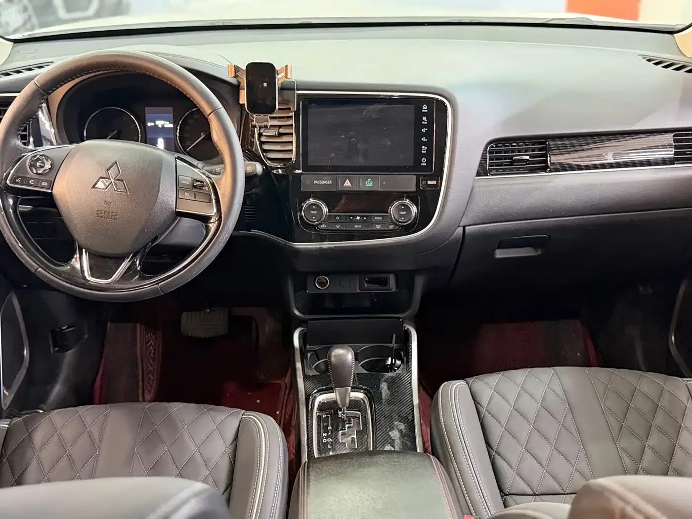Mitsubishi Outlander 2021 2.0L 2WD Enjoyment Edition 7-Seater — Фото автомобиля 7