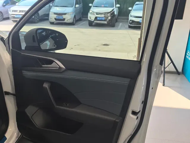 Volkswagen Tharu — Фото автомобиля 7