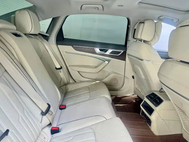 Audi A6L — Фото автомобиля 8