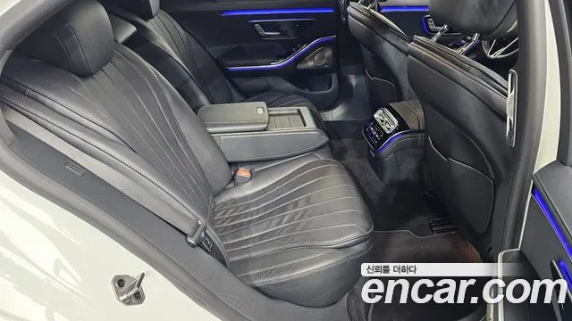 Mercedes-Benz S-Class S-класс W223 — Фото автомобиля 10