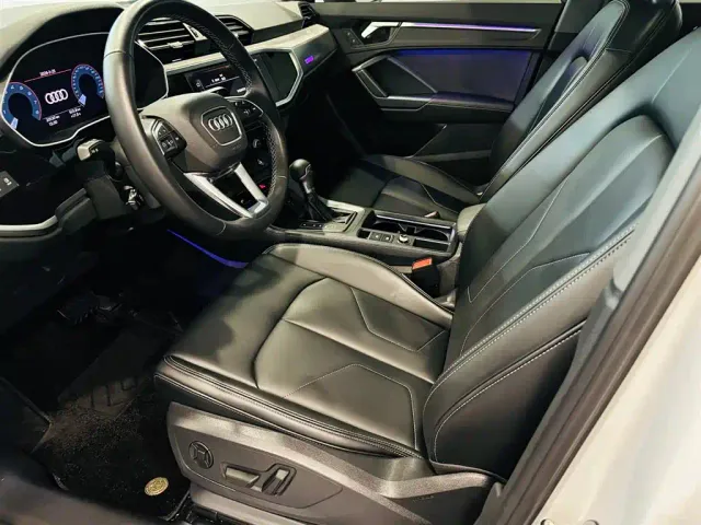 Audi Q3 — Фото автомобиля 10