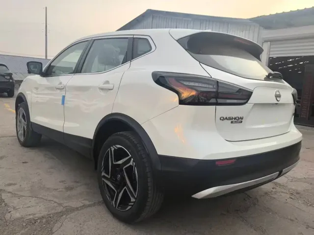 Nissan Qashqai — Фото автомобиля 4