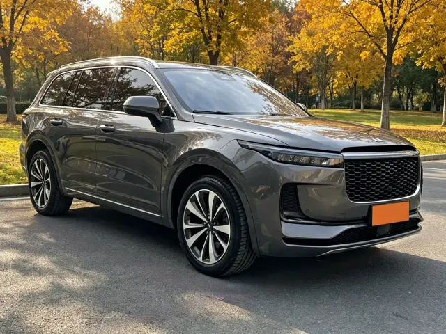 Li Auto ONE — Фото автомобиля 3