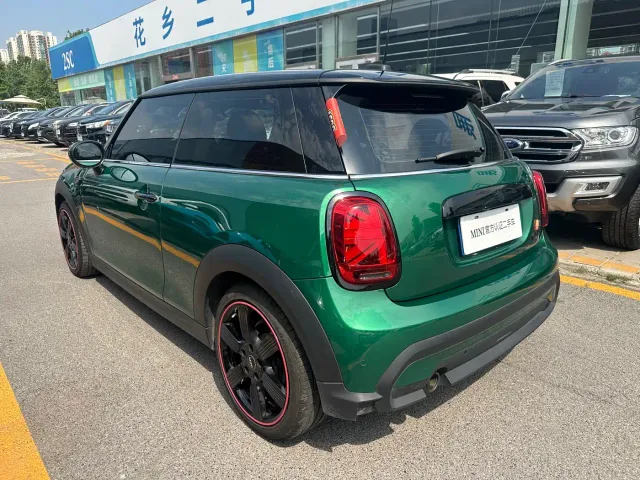 MINI Hatch — Фото автомобиля 6
