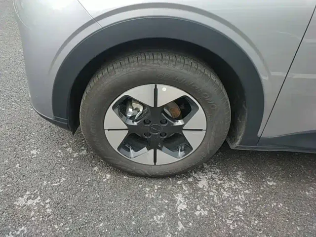 Geely Starry Wish — Фото автомобиля 22
