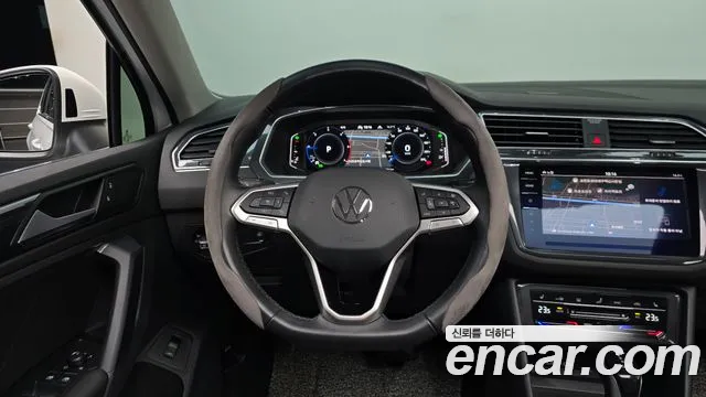 Volkswagen Tiguan 2nd Gen — Фото автомобиля 18