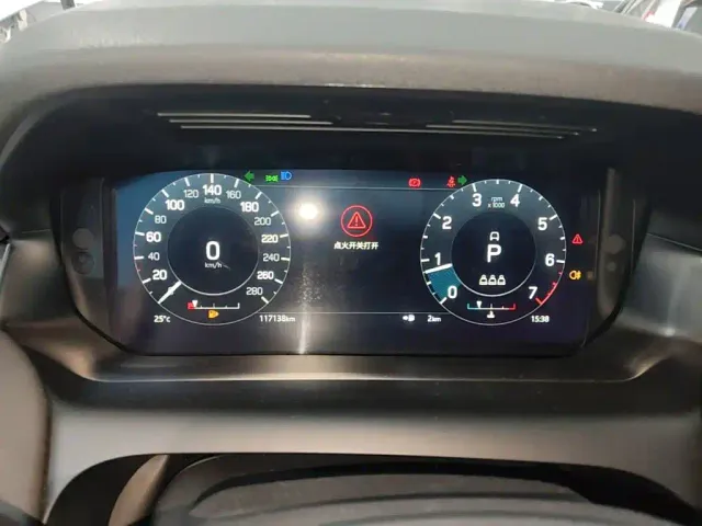 Land Rover Discovery Sport — Фото автомобиля 11