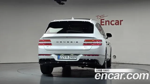 Genesis GV80 — Фото автомобиля 4