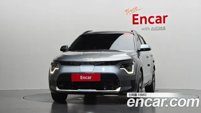 Kia Niro — Фото автомобиля 2