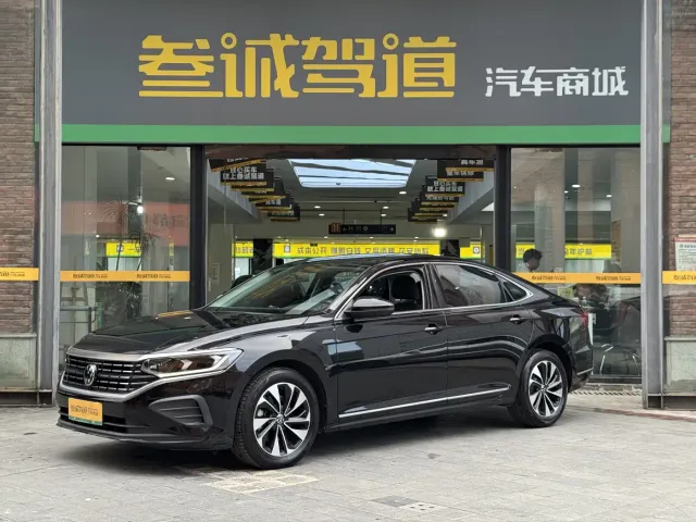 Фотография автомобиля — Volkswagen Passat