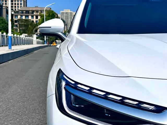 Chery Arrizo 8 — Фото автомобиля 5
