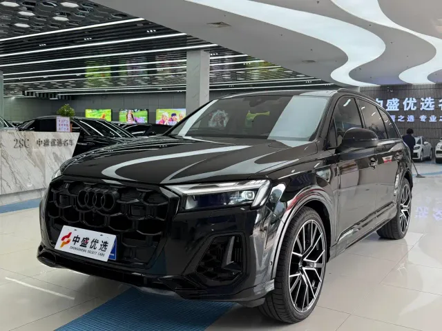 Фотография автомобиля — Audi Q7