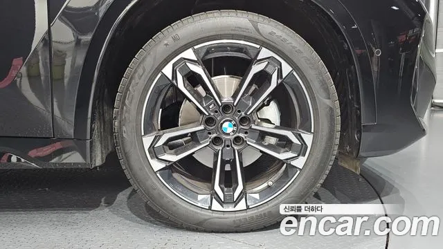 BMW X1 — Фото автомобиля 4