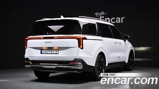 Kia Canival Новый Carnival 4 поколение Дизель 7 мест Noblesse — Фото автомобиля 2